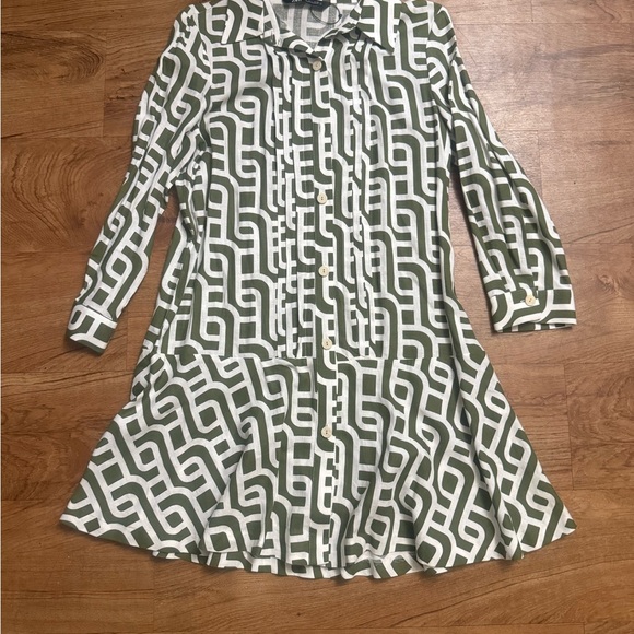 Zara Dresses & Skirts - Zara Olive and White Long Sleeve Dress